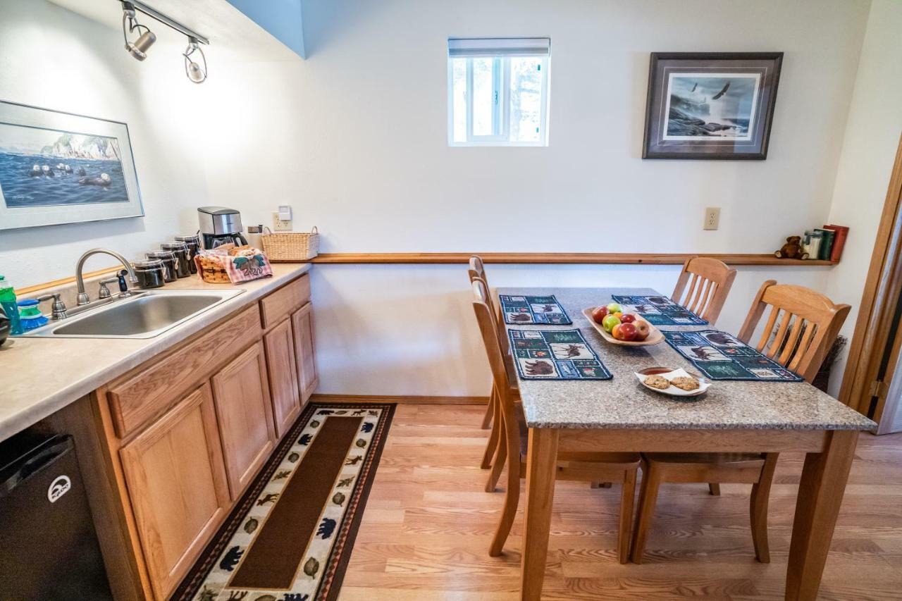 Bears Den Alaska Lodging Сюърд Екстериор снимка